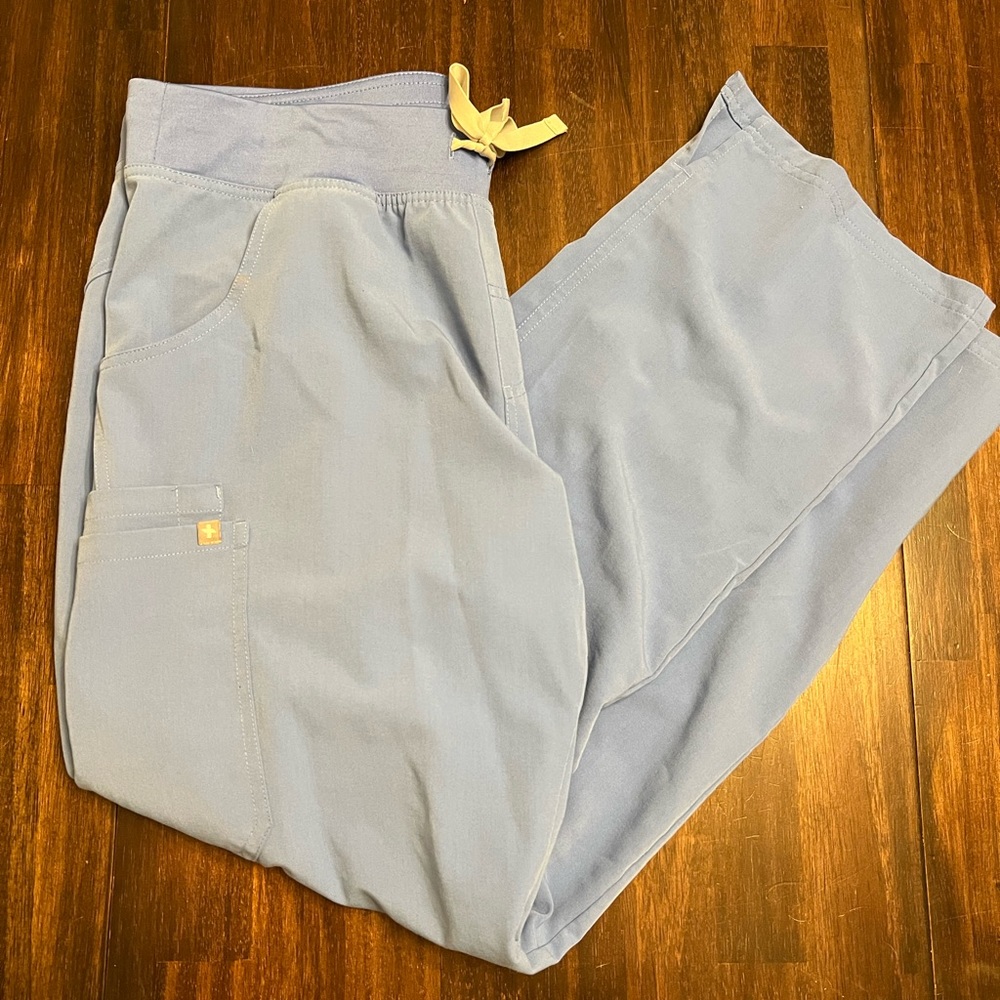 Figs Ceil Blue